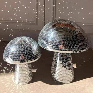 2pcs Mirror Creative Disco Mushroom Decorations - Large & Small